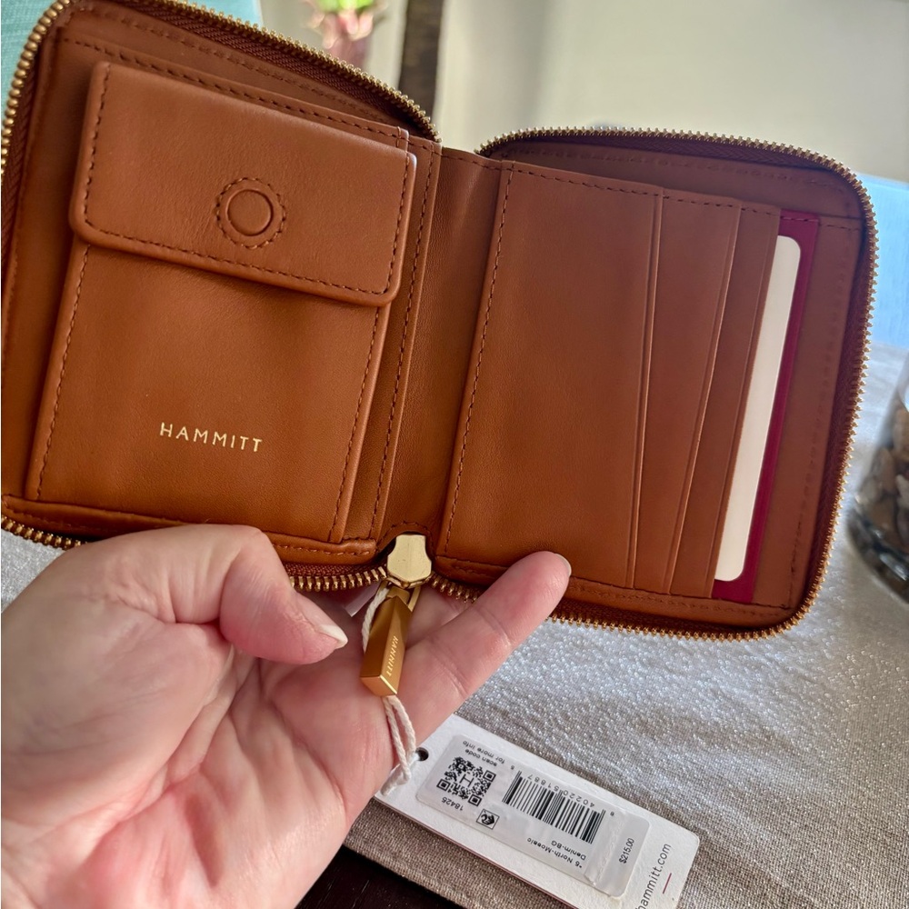 Hammitt Wallet NWT - Picture 2 of 7